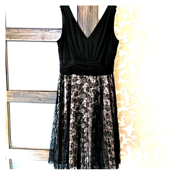 Jessica Howard Dresses & Skirts - Jessica Howard Black Lace Dress, Plus 16W LBD